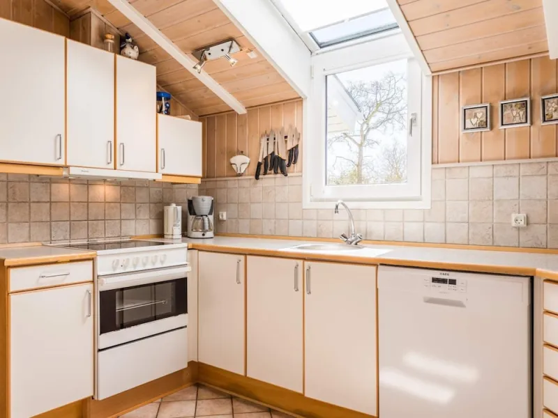 Billede 5 af 6 Person Holiday Home in Henne