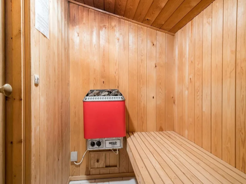 Billede 2 af 6 Person Holiday Home in Henne