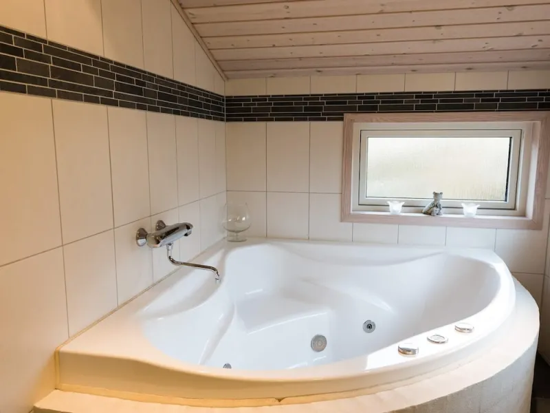 Billede 4 af 6 Person Holiday Home in Henne