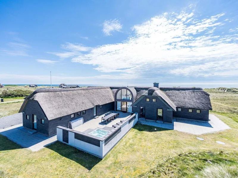 12 Person Holiday Home in Blavand