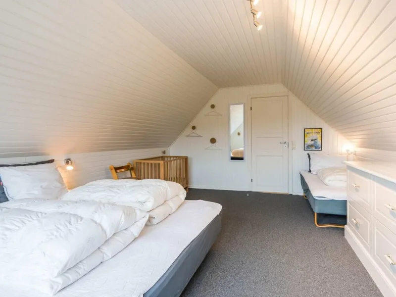 Billede 30 af 7 Person Holiday Home in Henne
