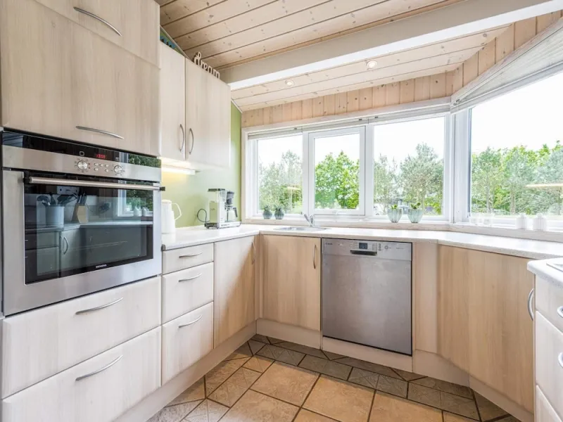 Billede 22 af 7 Person Holiday Home in Henne