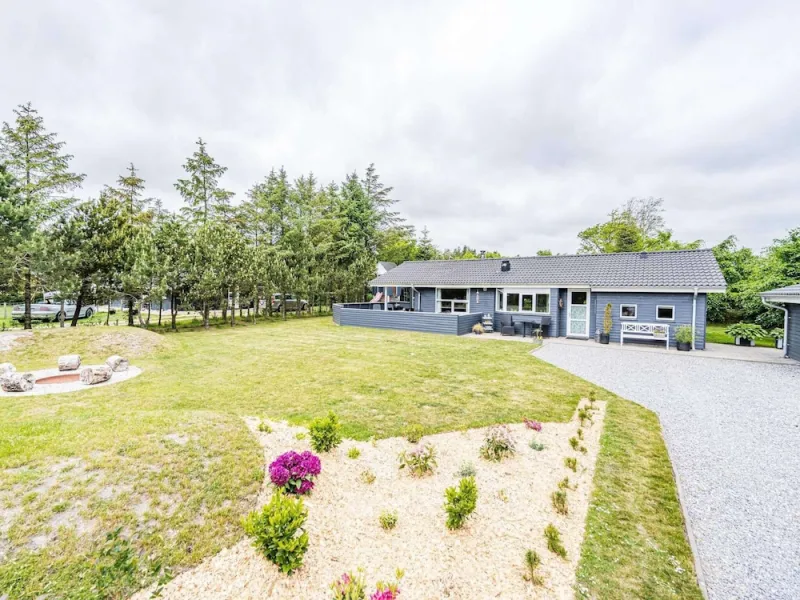Billede 23 af 7 Person Holiday Home in Henne