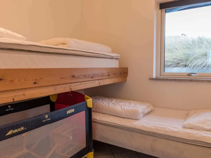 Billede 2 af 8 Person Holiday Home in Hvide Sande