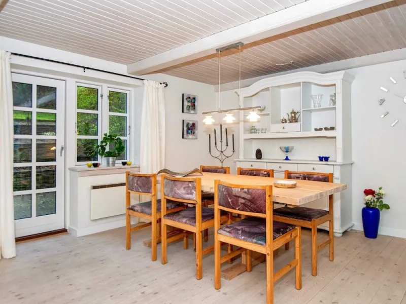 Billede 8 af 6 Person Holiday Home in Grenaa
