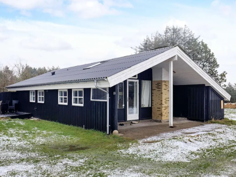 6 Person Holiday Home in Lokken