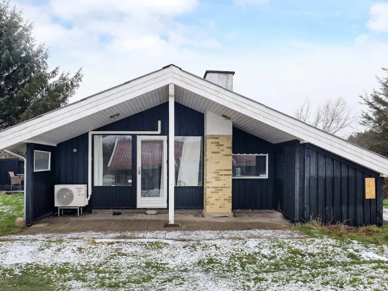 Billede 4 af 6 Person Holiday Home in Lokken