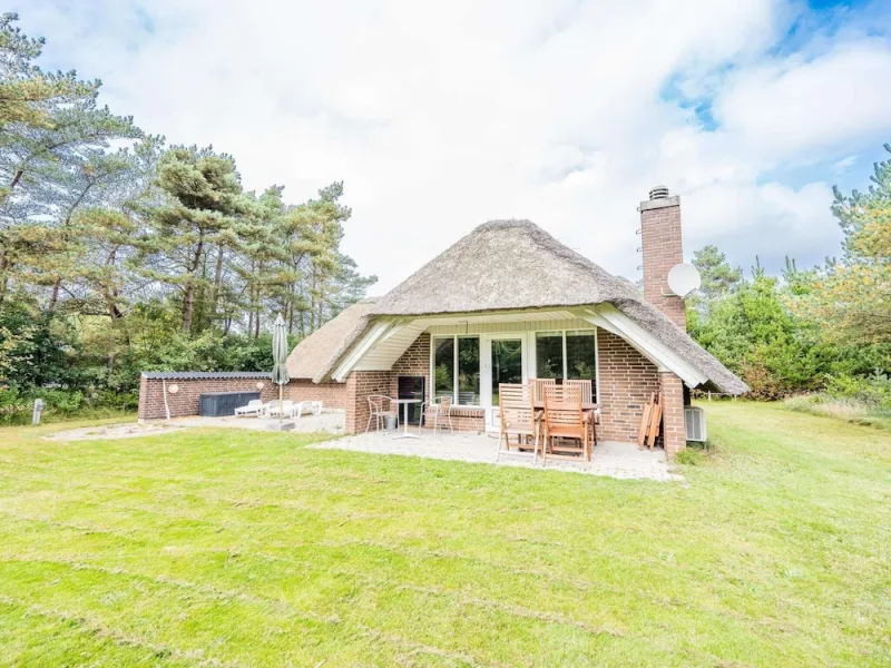 5 Person Holiday Home in Norre Nebel
