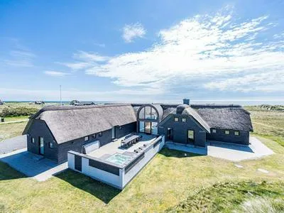Billede 48 af 12 Person Holiday Home in Blavand