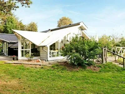 Billede 20 af 6 Person Holiday Home in Oksbol