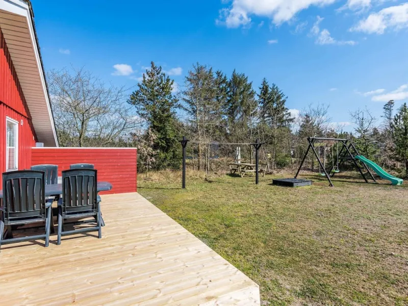 Billede 2 af 5 Person Holiday Home in Henne