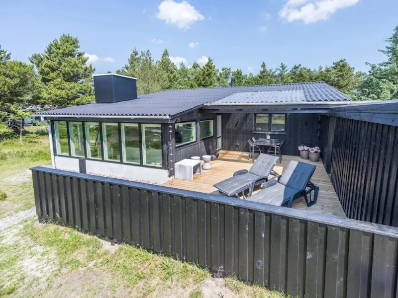 Billede 2 af 7 Person Holiday Home in Henne