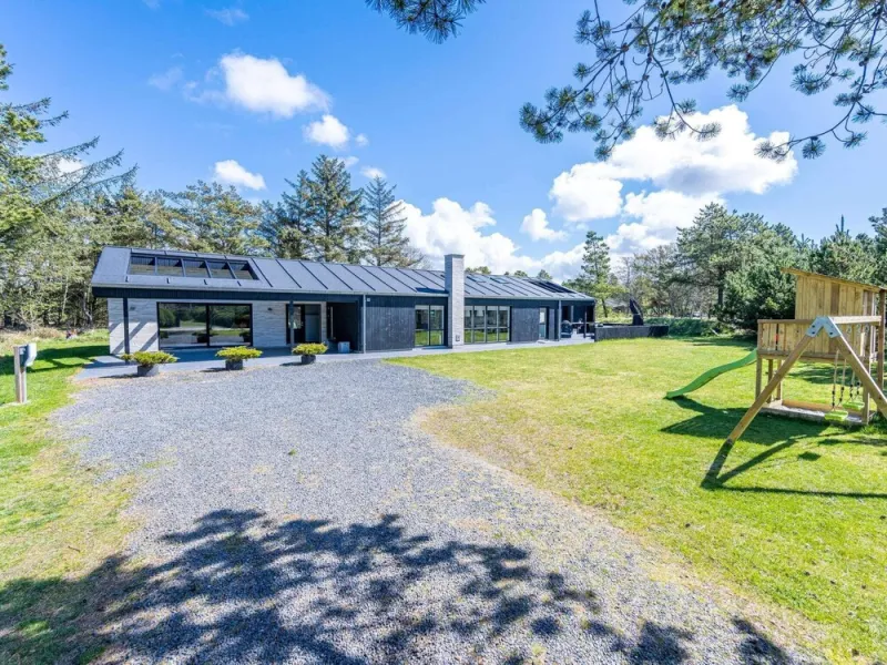 Billede 12 af 10 Person Holiday Home in Blavand