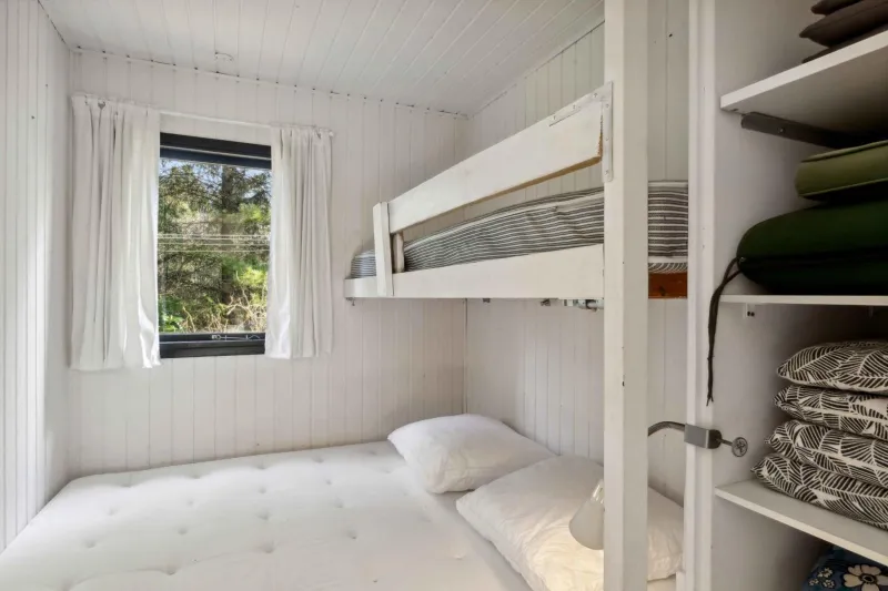 Cozy Cottage 300 M From The Sea