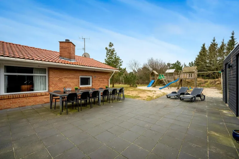 Billede 35 af Large Pool House With Activity Room - 1014
