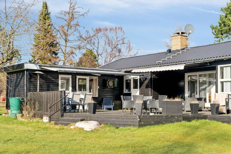 Billede 11 af Cozy Cottage Only 500 M From The Sea