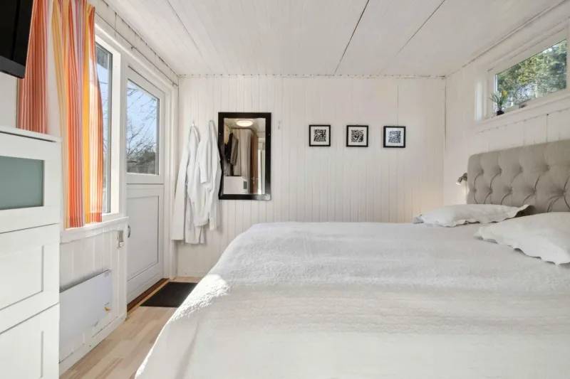 Billede 25 af Cozy Cottage Only 500 M From The Sea