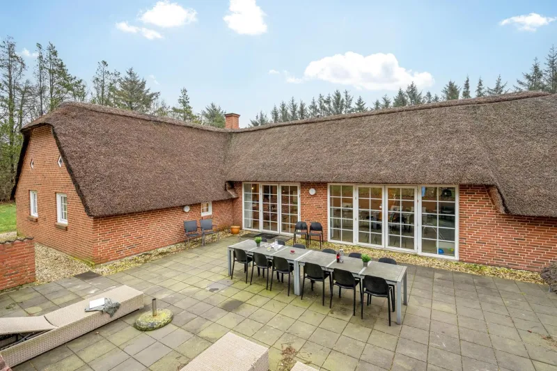 Billede 6 af Large Pool House With Beach Volleyball - 2000