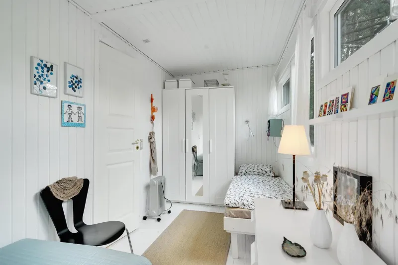Billede 7 af Peaceful And Cosy Holiday Home For 3 Guests Surrounded By Forest Near Fuglslev