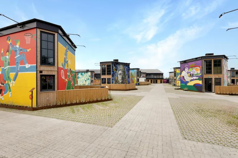 Fun Art Holiday Apartment Lots Of Fun For The Whole Family!