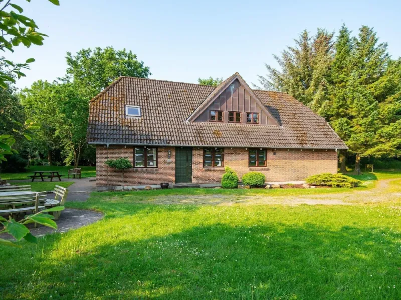 10 Person Holiday Home in Tim