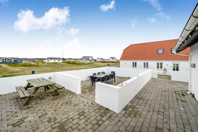 Billede 9 af Pool And Activity House With A 180-Degree View Of The North Sea, Located At Lild Strand