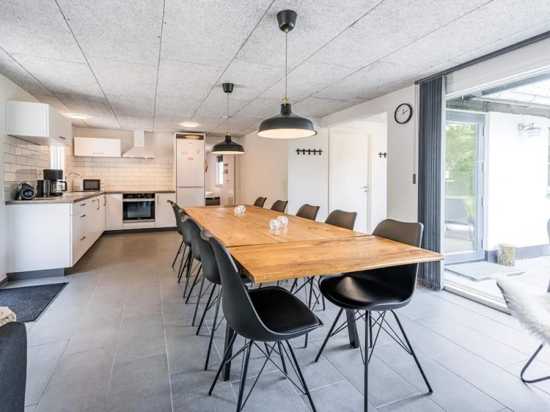 Billede 6 af 10 Person Holiday Home in Tarm