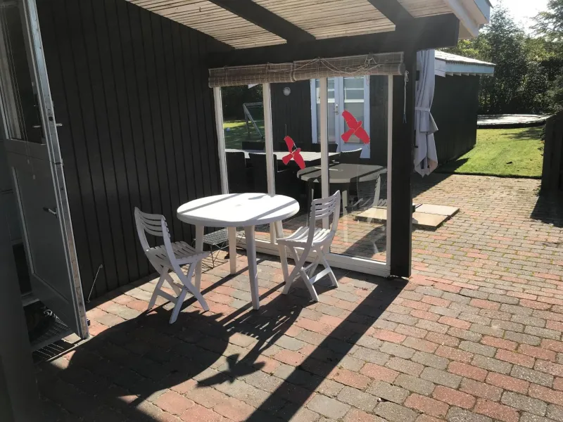 Billede 2 af Lovely, Large Holiday Home On A Nice Plot In The Attractive Fjellerup Strand Area Just 500 Meters From The Water, Space For 10 People,