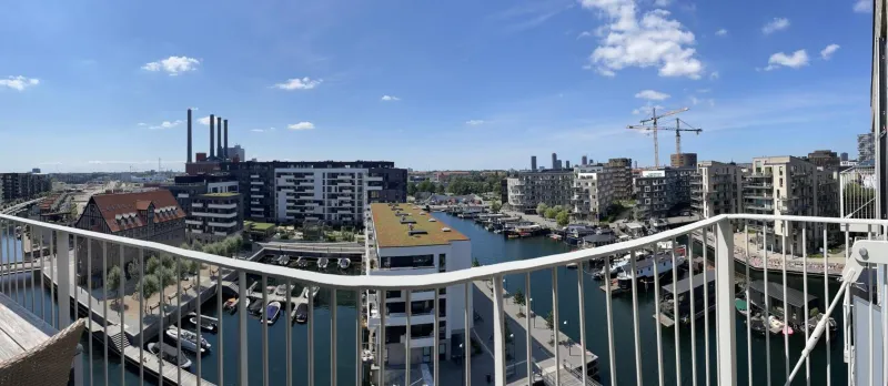 Luxury Harbour View Apartment with direct elevator acces to secured underground parking, free for 28 nights or more