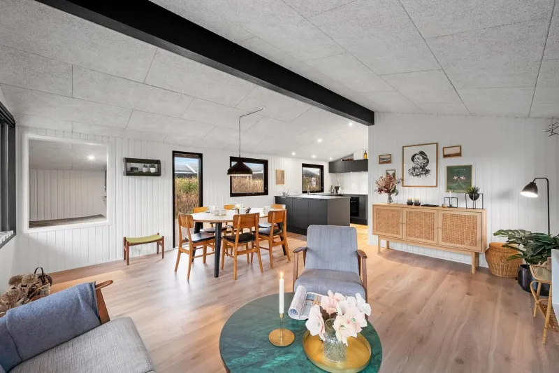 Billede 12 af Lovely Holiday Home 400 Meters From North Sea
