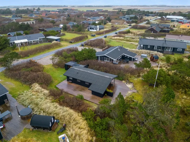 Billede 32 af Lovely Holiday Home 400 Meters From North Sea