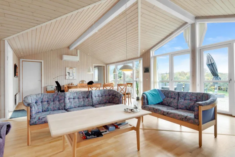 Billede 8 af Nice Home In Lokken With 4 Bedrooms And Wifi