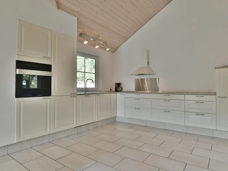 Billede 2 af 8 Person Holiday Home in Fano