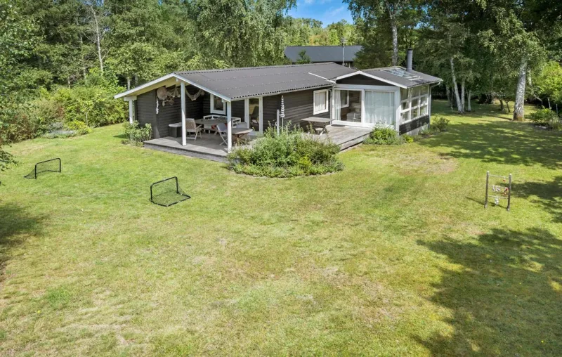 Billede 19 af Cozy Home In Højby With Wi-Fi