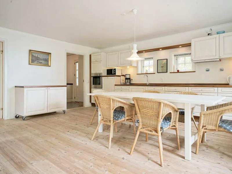 Billede 4 af 5 Person Holiday Home in Nexo