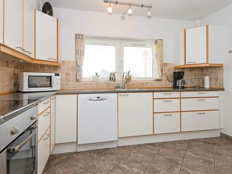 Billede 34 af 10 Person Holiday Home in Glesborg