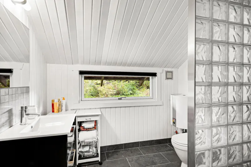 Billede 9 af Cozy Holiday Home In St Sjørup For 6 Guests Perfect For A Family Getaway