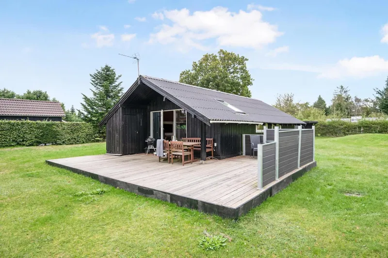 Billede 12 af Cozy Holiday Home In St Sjørup For 6 Guests Perfect For A Family Getaway