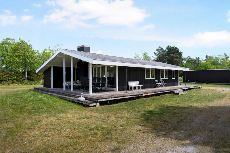 Nice Home In Knebel With 4 Bedrooms And Wifi