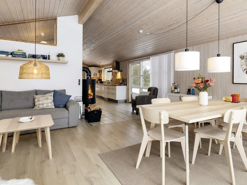 Billede 15 af 4 Star Holiday Home in Blokhus
