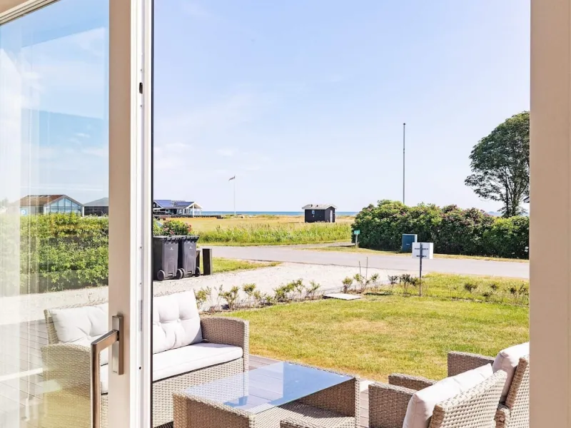 Billede 2 af 6 Person Holiday Home in Saeby