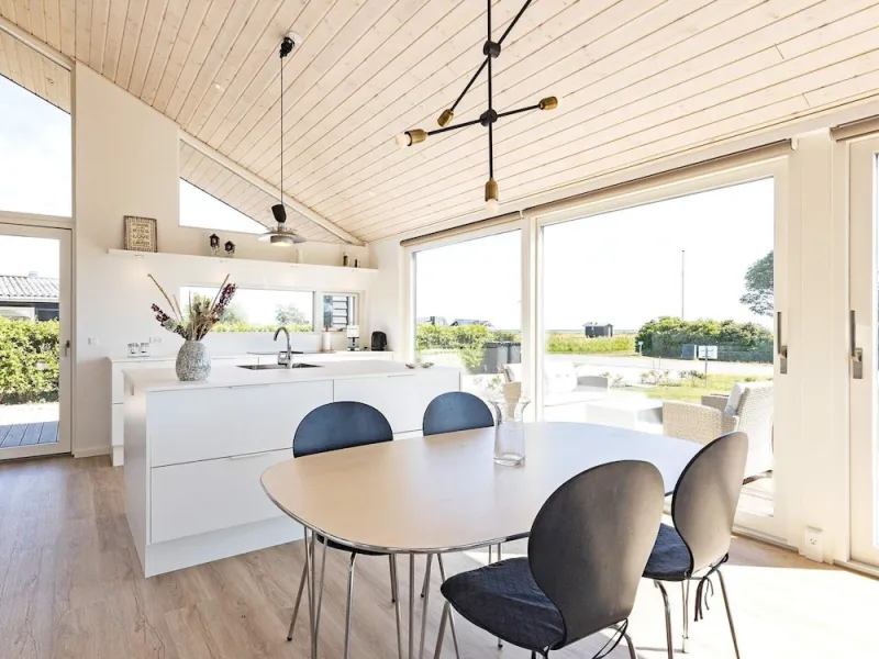 Billede 22 af 6 Person Holiday Home in Saeby