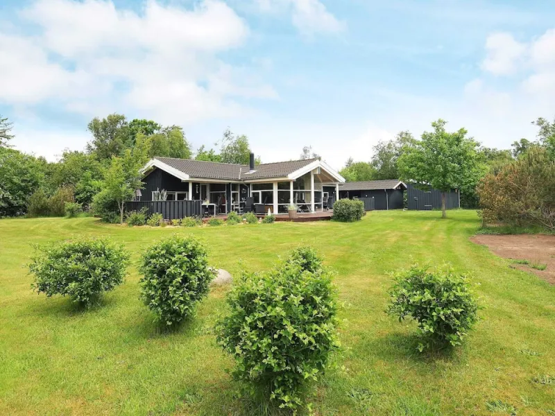 9 Person Holiday Home in Jerup