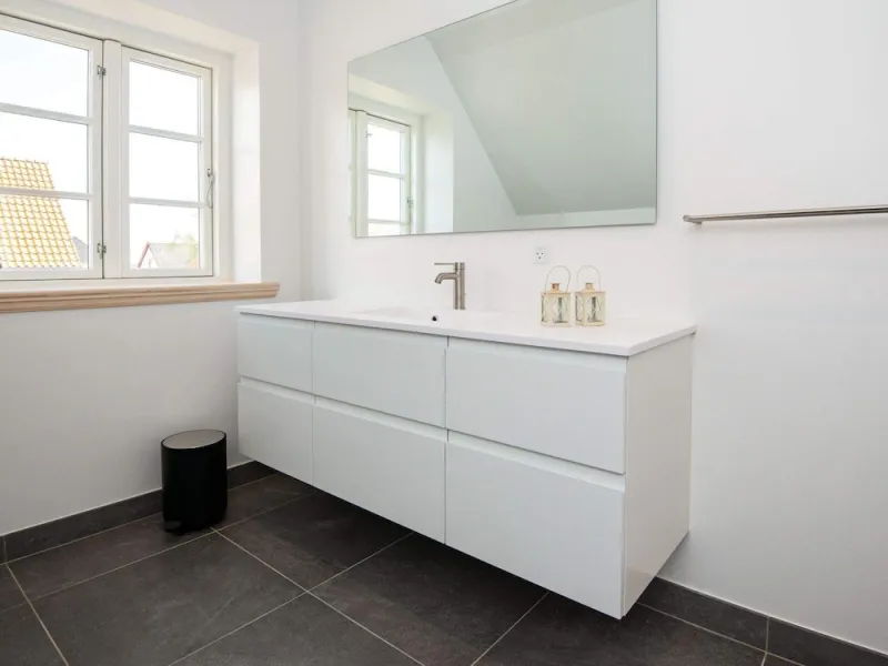 Billede 8 af 8 Person Holiday Home in Hejls