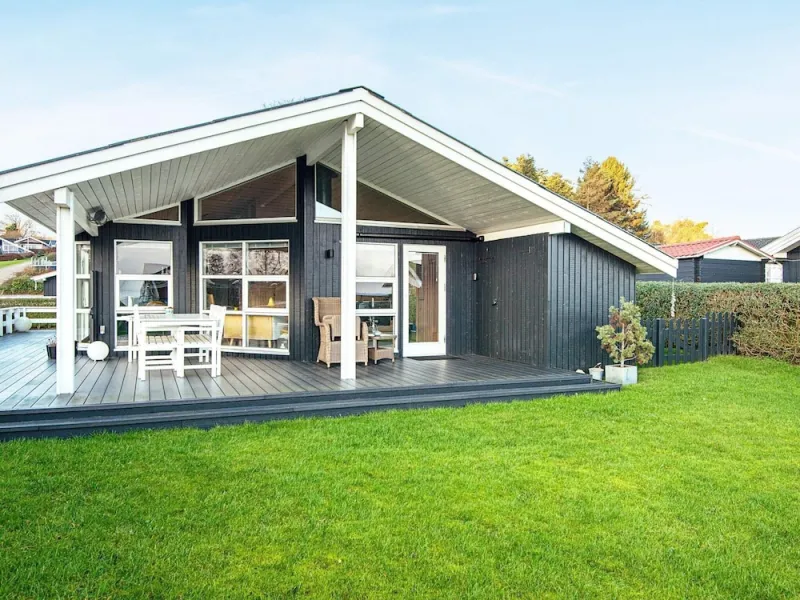 Billede 11 af 6 Person Holiday Home in Bjert