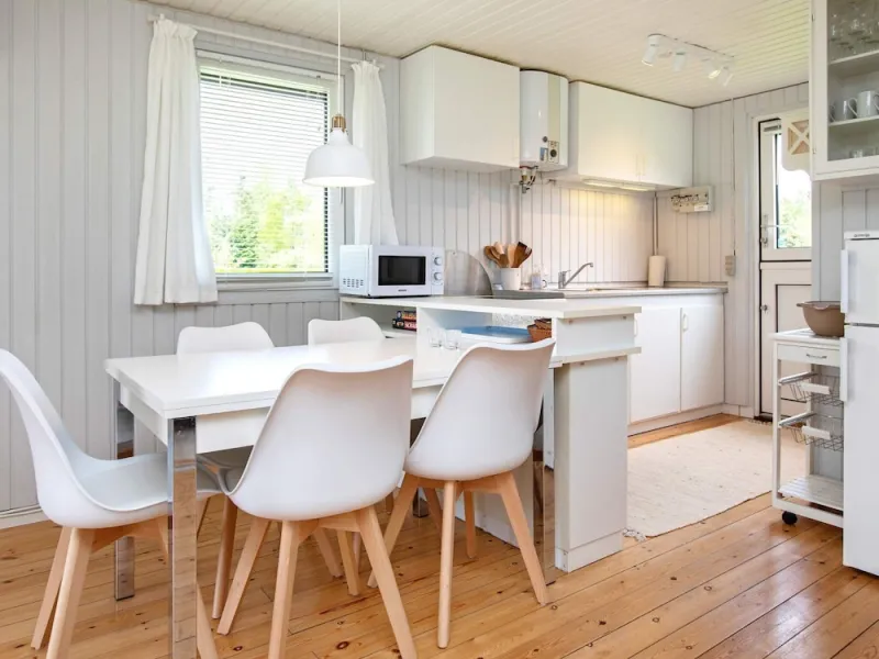 Billede 4 af 4 Person Holiday Home in Saeby