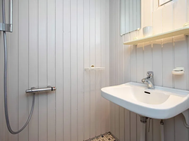 Billede 10 af 4 Person Holiday Home in Saeby