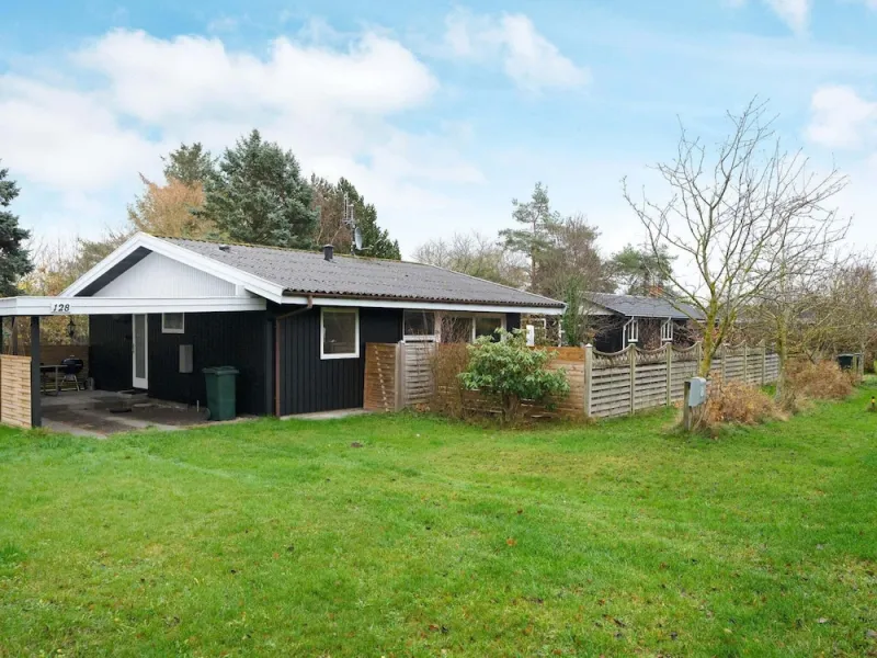 Billede 7 af 6 Person Holiday Home in Rodby