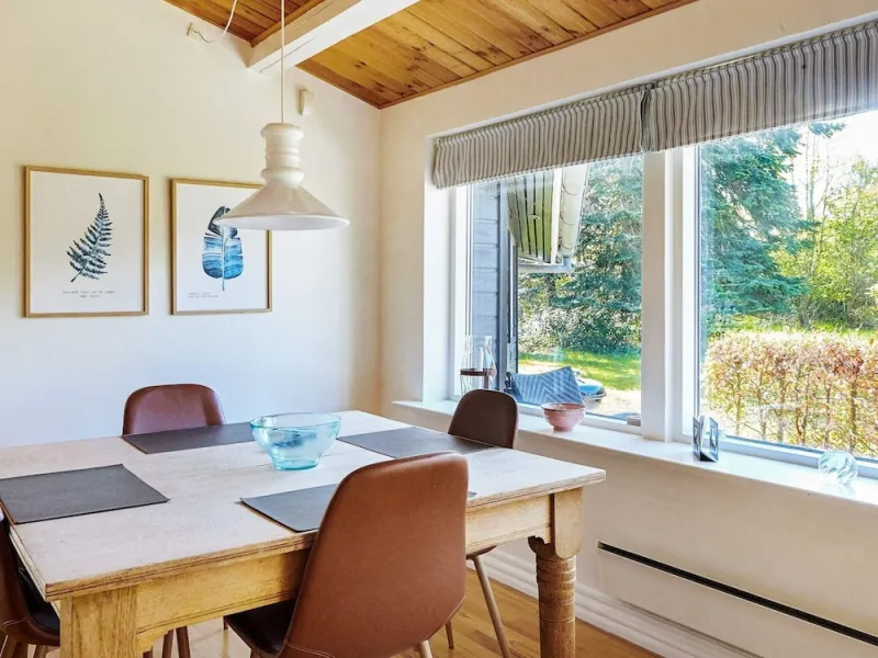Billede 8 af 5 Person Holiday Home in Hojby