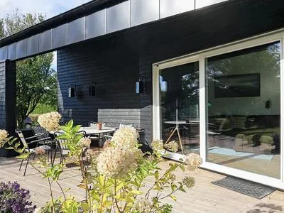 Billede 29 af 7 Person Holiday Home in Farso